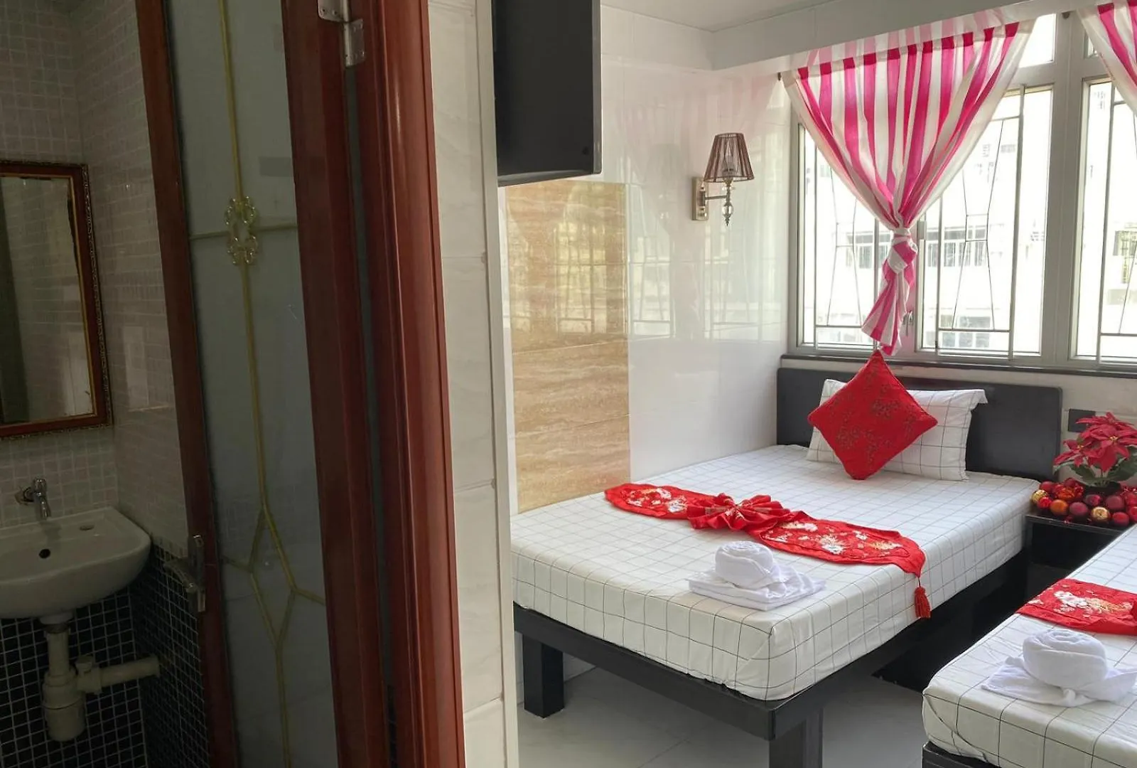 Rhine Guest House Hong Kong 0*,  China