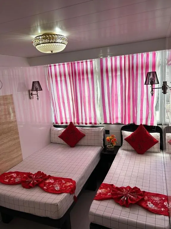 Rhine Guest House Hong Kong
